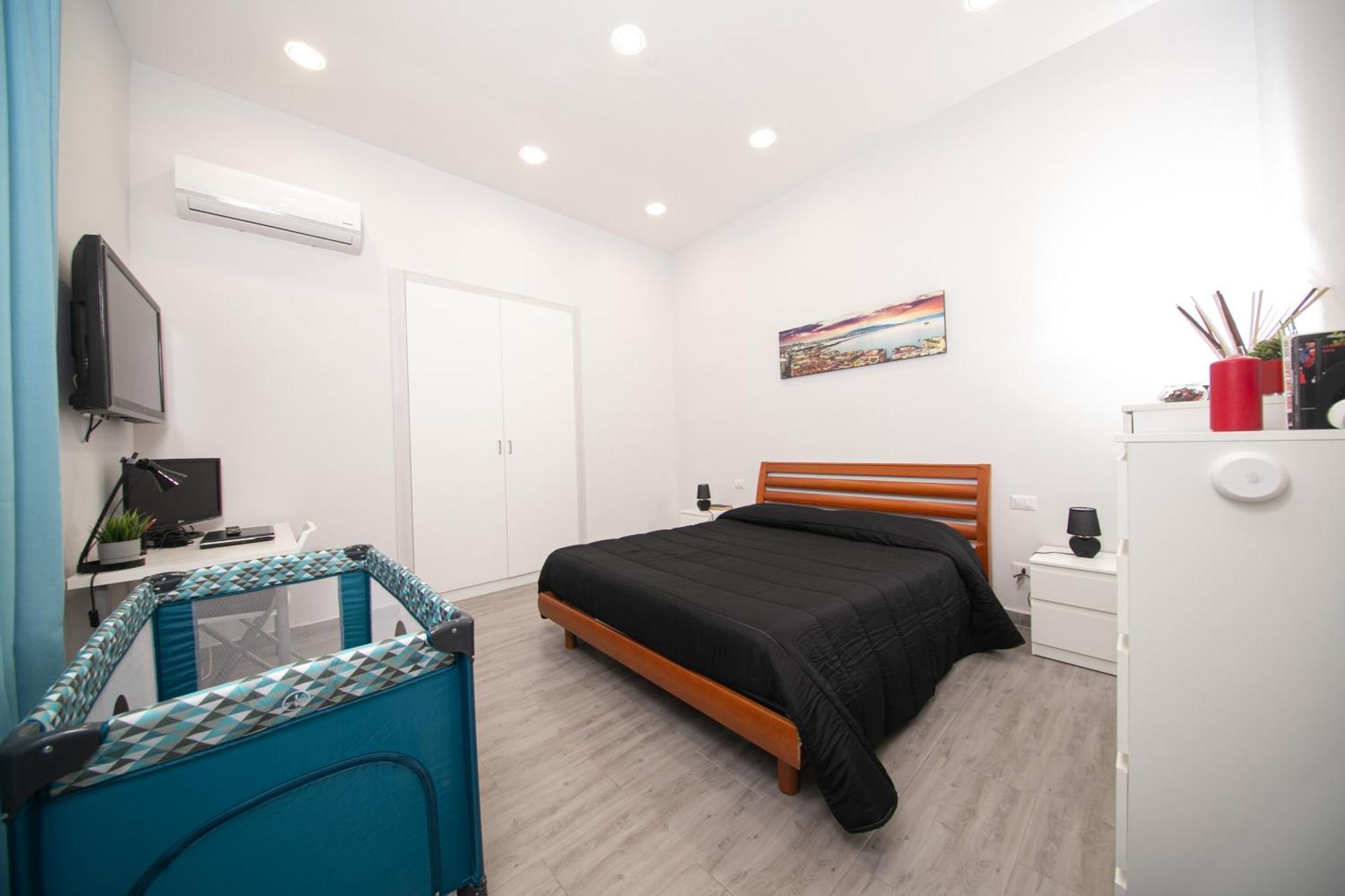 Casa Vacanze Alma B&B Grazioso Appartamento Sul Lungomare Di Pozzuoli A 300Mt Dal Centro E Dal Rione Terra By Movery Buitenkant foto