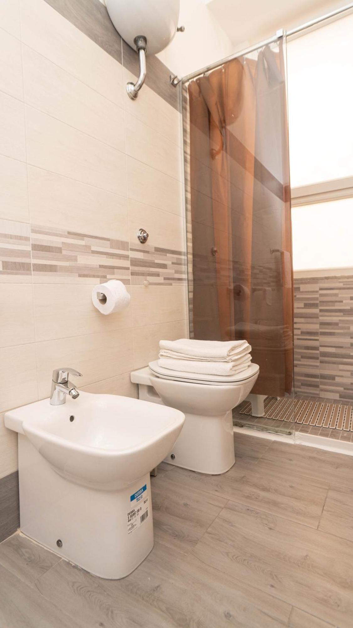 Casa Vacanze Alma B&B Grazioso Appartamento Sul Lungomare Di Pozzuoli A 300Mt Dal Centro E Dal Rione Terra By Movery Buitenkant foto